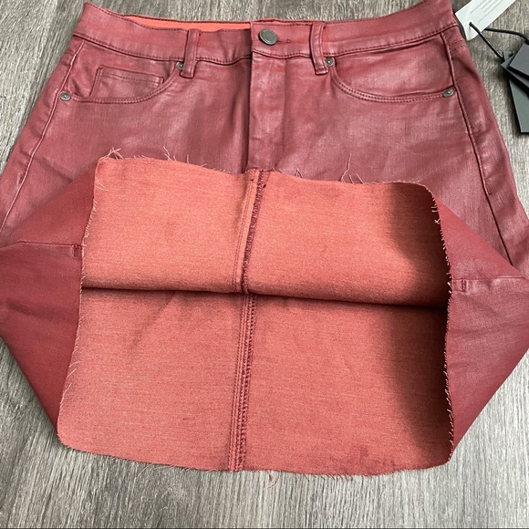 NEW BLANK NYC Burgundy Coated Denim Mini Skirt 28 - Picture 10 of 16